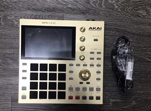 AKAI MPC ONE STANDALONE MIDI SEQUENCER GOLD EDITION Good | Buya